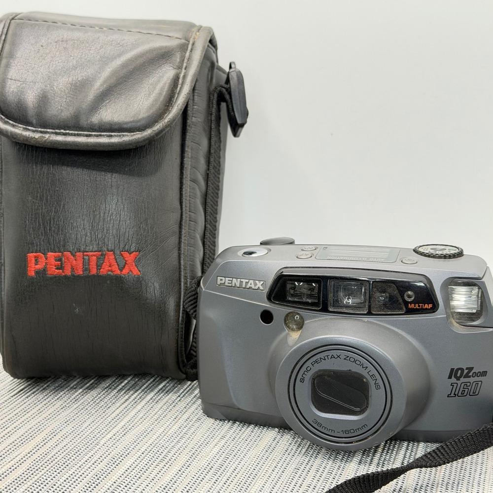 Pentax IQZoom 160 35mm Film Camera 38-160mm Zoom Lens MultiAF Gray with Case
